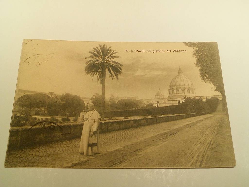 /Italy/Roma/IT_people_1909_San Pio X nei giardini del vaticano.jpg